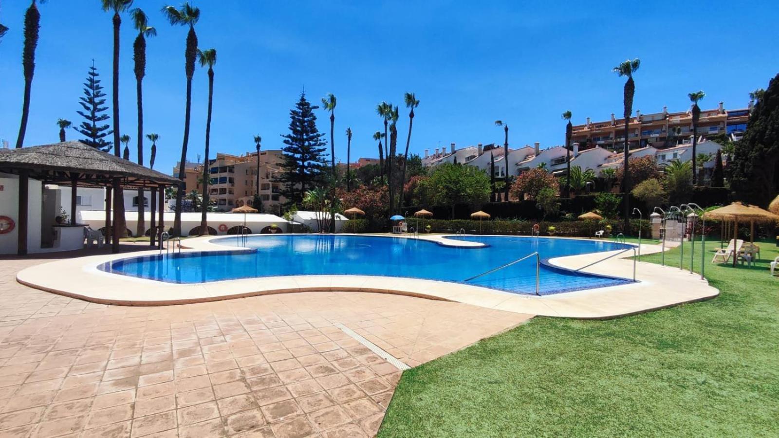 Benalgolf Lovely Apartment In Benalmadena With Sea Views, Excellent Wifi Connection, Private Backyard With Bbq Екстер'єр фото